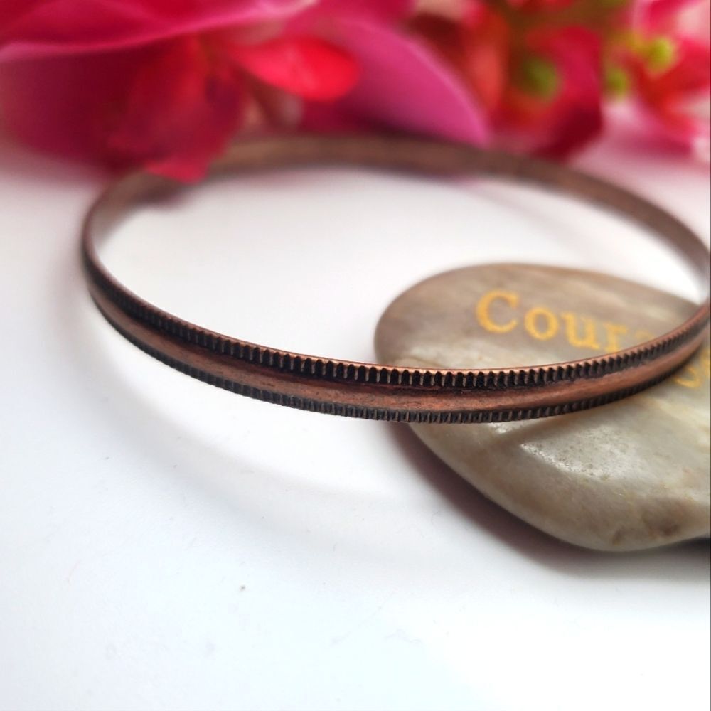 ‎Antique styled scroll bracelet